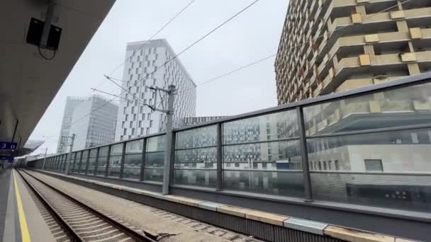 维也纳总站附近的办公楼 高质量的4K镜头 — 图库视频影像