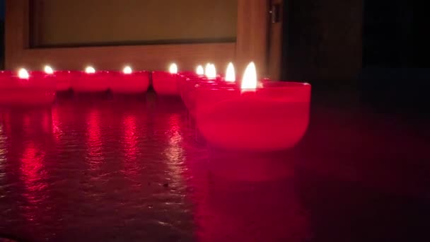 Вольові Свічки Церкві День Всіх Святих Високоякісні Кадри — стокове відео