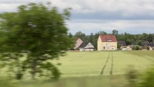 Banliyö Köyü Trenden Izleniyor Yüksek Kaliteli Fullhd Görüntüler — Stok video