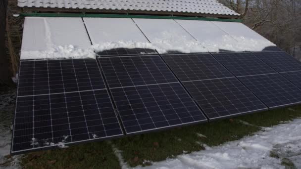 Sistema Fotovoltaico Parcialmente Coberto Neve Imagens Alta Qualidade — Vídeo de Stock