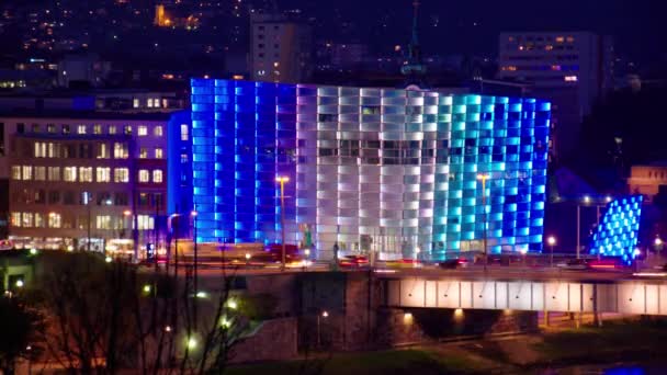 Ars Electronica Merkezi Nde Linz Gece Trafiği Yüksek Kalite Görüntü — Stok video