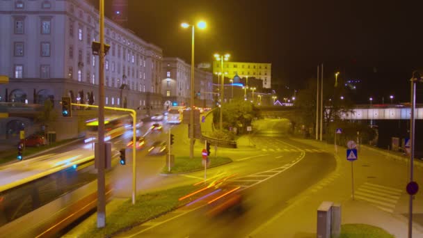 林茨尼伯龙根桥附近的交通暴露时间很长 高质量的4K镜头 — 图库视频影像