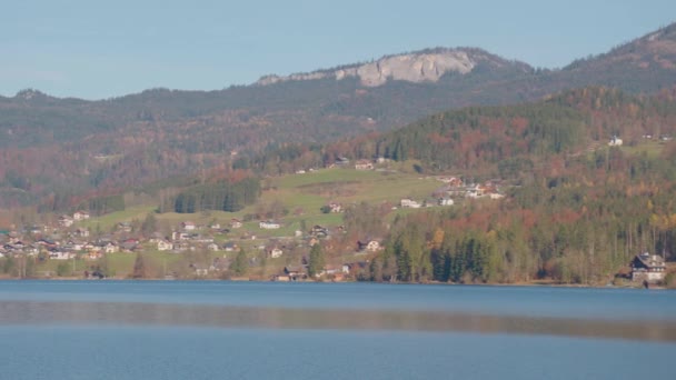 Τόπος Ανάπαυσης Στη Λίμνη Hallstatt Στην Άνω Αυστρία Υψηλής Ποιότητας — Αρχείο Βίντεο