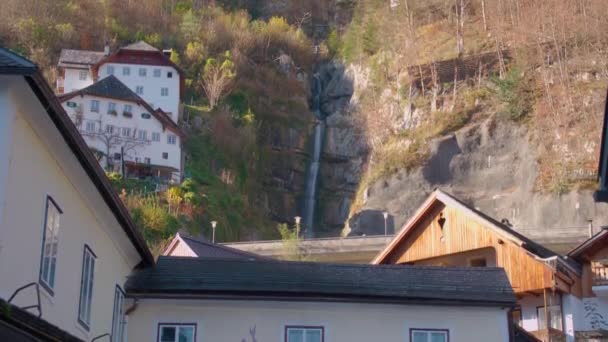 Wodospady Hallstatt Pobliżu Centrum Miasta Wysokiej Jakości Materiał — Wideo stockowe