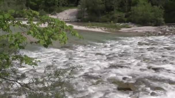 Alpská Řeka Horním Rakousku Vysoce Kvalitní Fullhd Záběry — Stock video