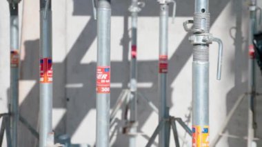İnşaat alanında çelik kürkler. Yüksek kalite 4k görüntü