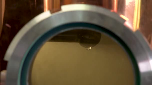 Destilación Aguardiente Destilería Imágenes Fullhd Alta Calidad — Vídeos de Stock