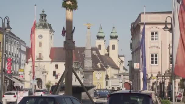 Piazza Della Città Con Maypole Lambach Alta Austria Filmati Fullhd — Video Stock