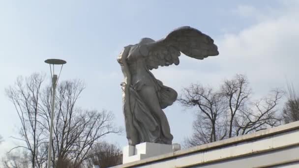 Статуя Греческой Богини Найк Линце Высококачественные Fullhd Кадры — стоковое видео