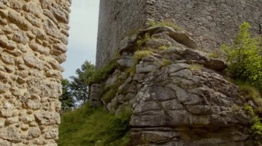 Wittinghausen kalesi, Çek Cumhuriyeti 'ndeki Lipno barajı yakınlarında. Yüksek kalite 4k görüntü