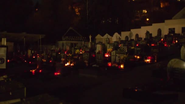 Cmentarz Wszystkich Świętych Nocy Wysokiej Jakości Materiał — Wideo stockowe