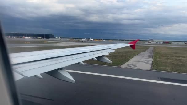 Avionul Accelerează Aerodromul Aeroport Imagini Înaltă Calitate — Videoclip de stoc
