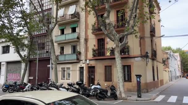 Barcelona Poblenou Escena Calle Del Distrito Imágenes Alta Calidad — Vídeos de Stock