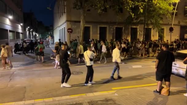 Straßenparade Barcelona Bei Nacht Hochwertiges Filmmaterial — Stockvideo