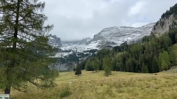 奥地利阿尔卑斯山中宏伟的沃什内克山脉 高质量的4K镜头 — 图库视频影像