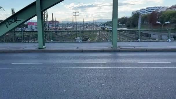 Pont Acier Sur Voies Ferrées Vienne Autriche Images Haute Qualité — Video
