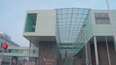 Linz modern hükümet ve ofis binası. Yüksek kalite 4k görüntü