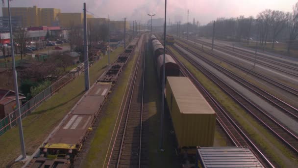 Tory Kolejowe Widokiem Obszar Przemysłowy Linz Wysokiej Jakości Materiał — Wideo stockowe