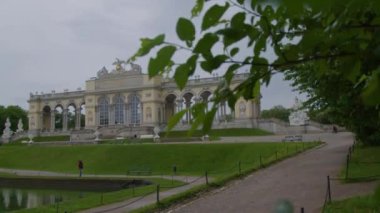 Gloriette, Schoenbrunn Sarayı, Viyana. Yüksek kalite 4k görüntü