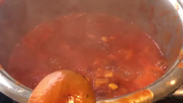 Vaření Chilli Con Carne Pánvi Vysoce Kvalitní Záběry — Stock video