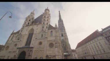Avusturya, Viyana 'daki Stephansplatz' daki St. Stephens Katedrali ulusal anıtı. Yüksek kalite 4k görüntü