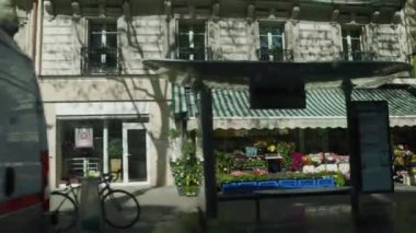 Paris bölgesinde otobüs yolculuğu. Yüksek kalite 4k görüntü