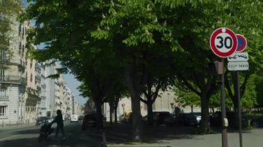 Paris bölgesinde otobüs yolculuğu. Yüksek kalite 4k görüntü