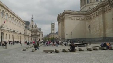 Paris 'teki Pantheon giriş salonu alçak açılı. Yüksek kalite 4k görüntü