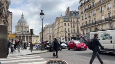 Paris sokak sahnesindeki Pantheon. Yüksek kalite 4k görüntü