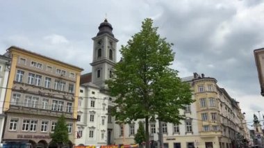 Avusturya 'nın başkenti Linz' in ana meydanı. Yüksek kalite 4k görüntü