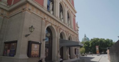 Viyana Musikverein binası 1. bölgede, yeni yıl konserinin yapılacağı yer. Yüksek kalite 4k görüntü