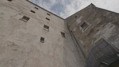 Micheldorf, Yukarı Avusturya 'daki Altpernstein kalesinin dış duvarı. Yüksek kalite 4k görüntü