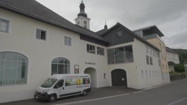 Yukarı Avusturya 'daki Schlierbach manastırı, iç ve dış saray. Yüksek kalite 4k görüntü
