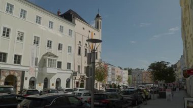 Dietmarbrunnen 'li Ried im Innkreis kasaba meydanı. Yüksek kalite 4k görüntü