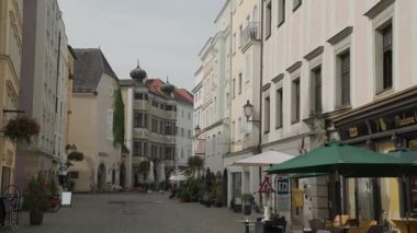 Yazın Linz Altstadt tarihi şehir merkezi. Yüksek kalite 4k görüntü