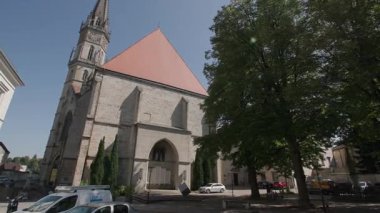 Steyr, Yukarı Avusturya 'daki Stadtpfarrkirche Kulesi. Yüksek kalite 4k görüntü