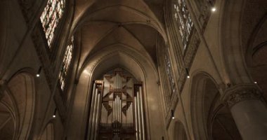 Neo Gotik Katedral Linz 'deki tırtıklı kasa. Yüksek kalite 4k görüntü