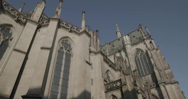 Yukarı Avusturya, Linz 'deki neo gotik katedralin detayları. Yüksek kalite 4k görüntü
