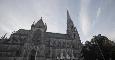 Linz, Yukarı Avusturya 'daki Neo Gotik Katedrali. Yüksek kalite 4k görüntü