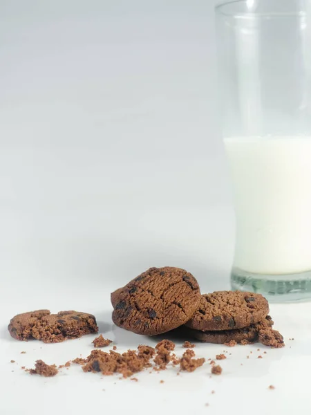 おいしいチョコレートチップクッキーの背景概念 全国クッキーの日のためのデザイン 全国チョコレートチップの日 世界チョコレートの日 — ストック写真