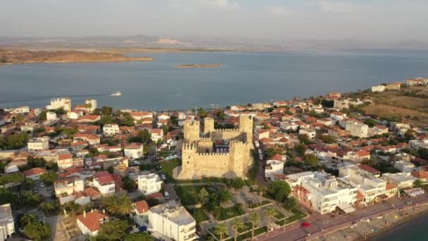Aerial View Historical Candarli Castle Evening Sun High Quality Footage — Vídeos de Stock