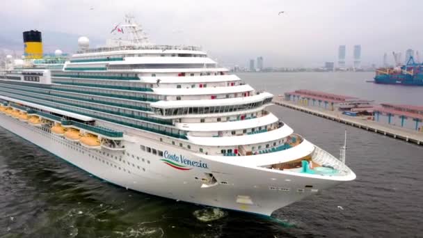 Aerial Drone Shot Costa Venezia Cruise Ship Route High Quality — Vídeos de Stock