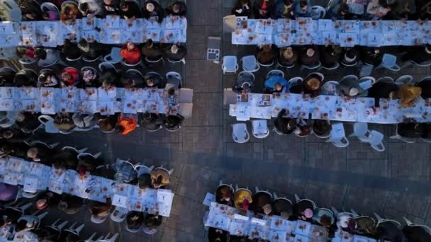 Aerial View People Praying Fasting Together Iftar Ramadan Historical Clock — Stock Video