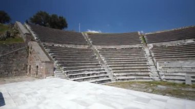 Antik Asklepion şehrindeki tarihi nesnelerin detaylı görüntüsü. Yüksek kalite 4k görüntü