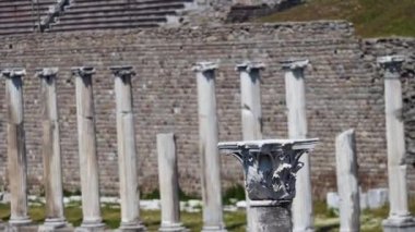 Antik Asklepion şehrindeki tarihi nesnelerin detaylı görüntüsü. Yüksek kalite 4k görüntü