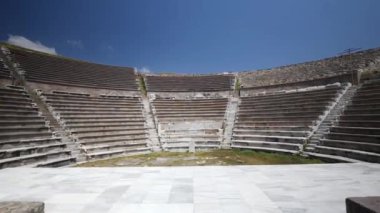 Antik Asklepion şehrindeki tarihi nesnelerin detaylı görüntüsü. Yüksek kalite 4k görüntü