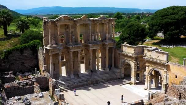 Aerial Drone Shot Ancient City Ephesus Library Celsus Ancient Roman — Vídeos de Stock