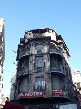 istanbul'daki eski bina