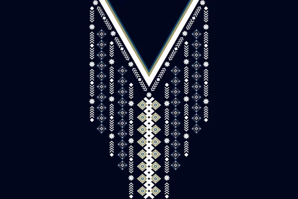 民族カラーレース東洋パターン Aztecスタイル刺繍抽象ベクターイラスト ファッションテクスチャ シャツ 布のためのデザイン — ストック写真