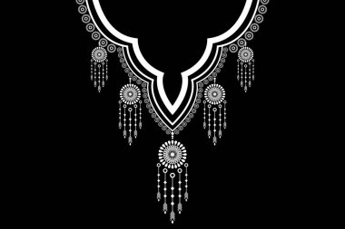 Siyah arka planda geleneksel etnik yakalı dantel doğuya özgü desen. Aztek stili nakış, soyut vektör çizimi. Moda dokusu, kumaş, gömlek, kumaş tasarımları